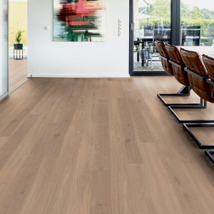 Alternative view of Oak Asti plank