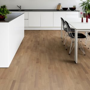 Oak Triana 3-strip