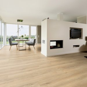 Alternative view of Oak Corsica long plank