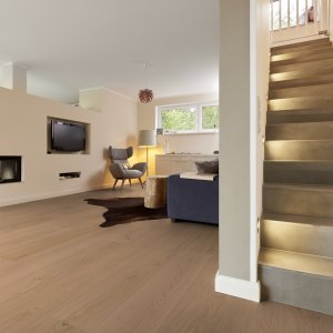 Alternative view of Oak Pirin extra-wide plank